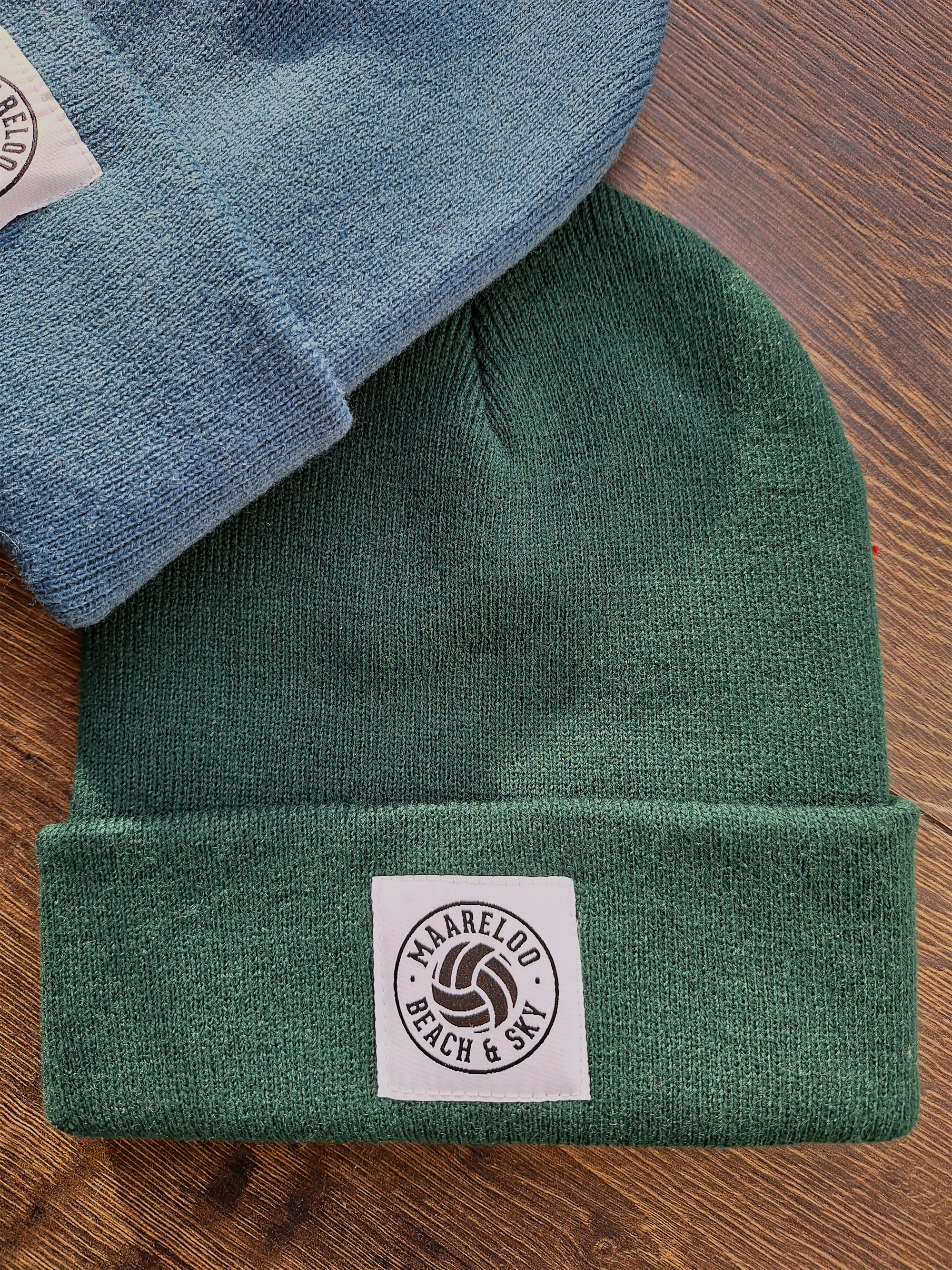 COSY BEACH Beanie – Bottle Green