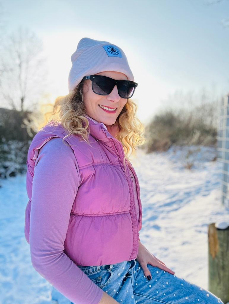 COSY BEACH Beanie – Pastel Pink
