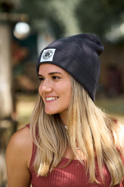 Cosy Beach Beanie – Black
